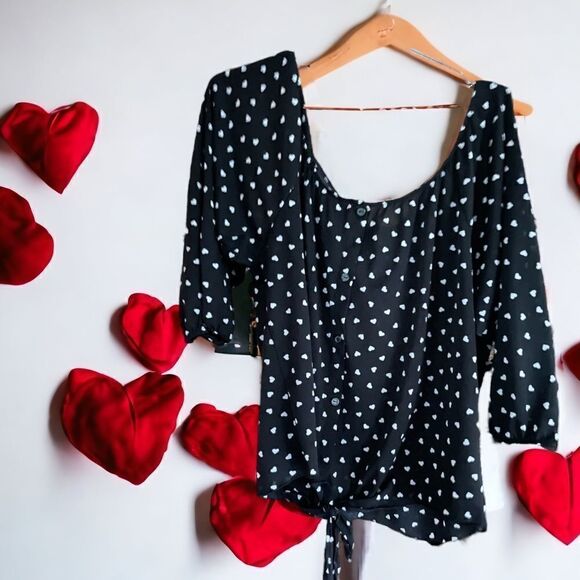 Free Kisses l Black w/ White Hearts Splashed l Sheer Blouse l 3X l EUC - Picture 9 of 9